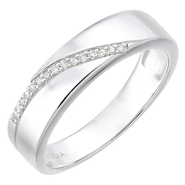 Oro amarillo de 9 quilates (375): 2,94 g; # Diamante: 0.05ct