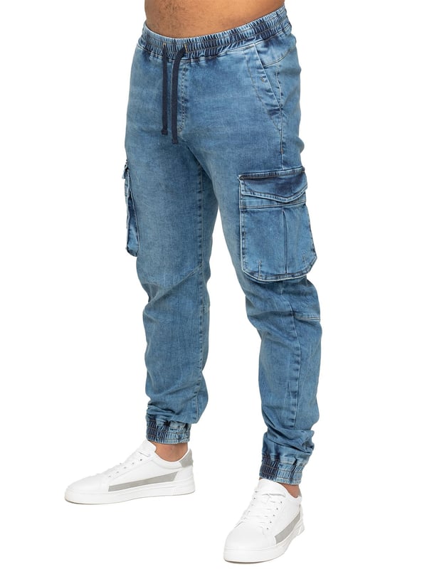 Enzo Herren Stretch-Jeans mit elastischem Bund und Bündchen. Verfügt über ein 5-Pocket-Design mit 2 Einschubtaschen, 1 Gesäßtasche, und 2 Vordertaschen mit aufgesetzten Taschen und Klettverschluss. Elastischer Bund mit verstellbaren Zugbändern. Schnitt- und Nähte-Design am Bein. Bündchen am Knöchel.