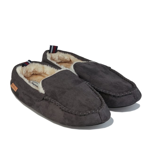 Men's Ben Sherman Casa Cartegena Moccasin Slippers in Grey Mens Ben Sherman Casa Cartegena Moccasin Slippers in grey.<BR><BR>- Textile upper.<BR>- Branding to sole.<BR>- Leather tab logo.<BR>- Cushioned footbed.<BR>- Rubber sole.<BR>- Textile Upper & Lining Synthetic Sole <BR>- Ref.: F5SL345