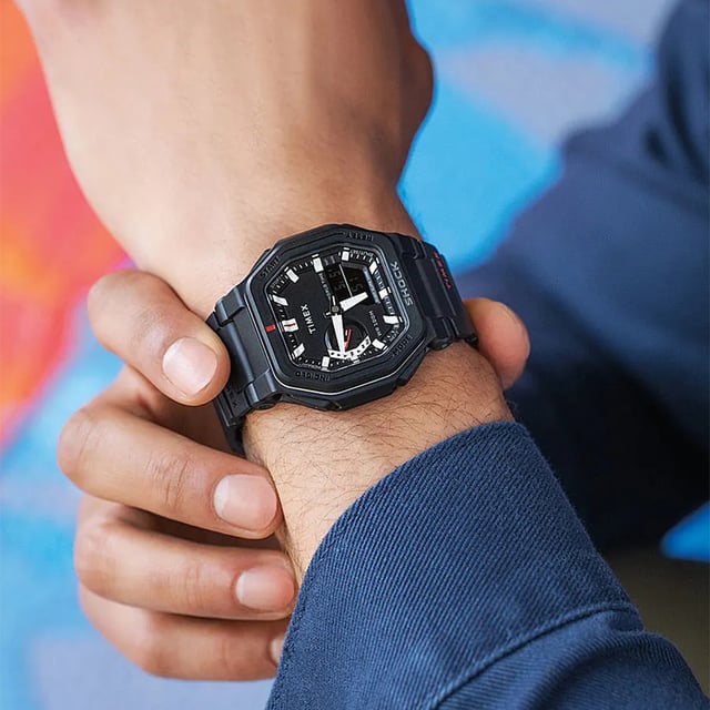 Timex TW2V35600 - Command Encounter Watch • Watchard.com｜腕時計 