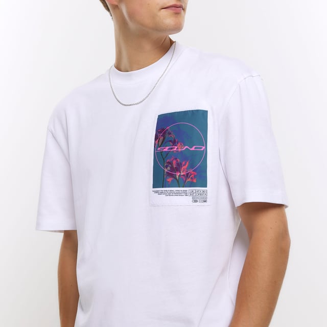 River Island Mens TShirt White Regular Fit Graphic