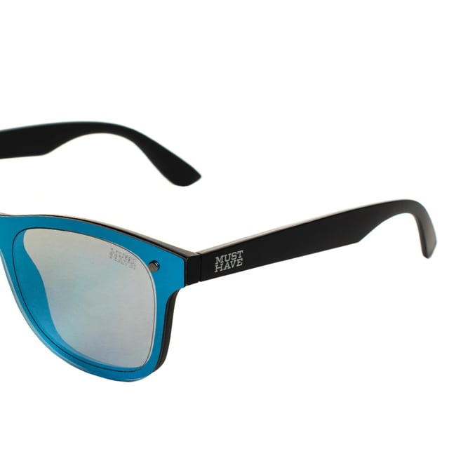 Must Have unisex sunglasses with a square design and polycarbonate frame, perfect for a contemporary and functional style.

 Equipped with UV 400 protection lenses, they block 100% of UVA and UVB rays, providing reliable protection in sunny environments.

 The square shape provides a modern and versatile touch that adapts to any style.

 They include the Must Have logo engraved on the temples and on one of the lenses, adding a detail of authenticity.

 They include a soft cleaning cloth to keep your lenses spotless and a protective case to store them safely.

 Perfect for complementing any look, these glasses are ideal for those looking for protection and style in one piece.
 Measures: Lens height: 47 mm, Lens width: 57 mm, Bridge: 10 mm, Temples: 144 mm
 Composition: Polycarbonate
 Care:
- Wash only with water or, if necessary, a mild soap.
 - Dry with a soft cloth to avoid scratches.
 - Avoid contact with harsh surfaces or abrasive liquids.