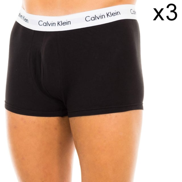 Pack-3 Calvin Klein Boxers.
 Elastic rubber waistbands with the brand's name consecutively embroidered.
 Comfortable and breathable fabric.
 Anatomical front, with the ability to hold without squeezing.
 Hem cut with ribbed finish.
 Seams seen in tone.
 Composition: 95% Cotton, 5% Elastane.
 Care:
Care:
 - Wash at max temperature. 40ºC.
 - Do not use bleach.
 - Supports dry cleaning.
 - Allows you to use a dryer.
 - Iron at max temperature. 130ºC.