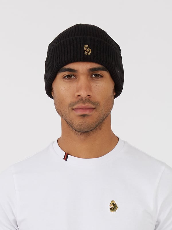 This beanie from LUKE is crafted from a ultra-soft knit in a ribbed construction that guarantees a secure fit and locks in heat. It features a fold-over cuff complete with the brand's iconic lion head embroidery at the front. 