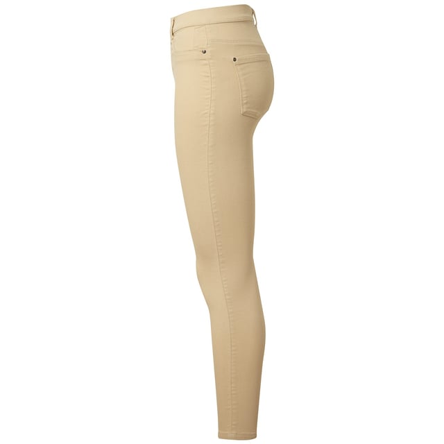 With a faux fly zip fastening at waist and belt loops. Also features two faux pockets to the side and two functional back pockets. Leg length: 72cm. Sizes: XXS (6 UK), XS (8 UK), S (10 UK), M (12 UK), L (14 UK), XL (16 UK), XXL (18 UK). Materials: 71% cotton, 26% polyester, 3% elastane.