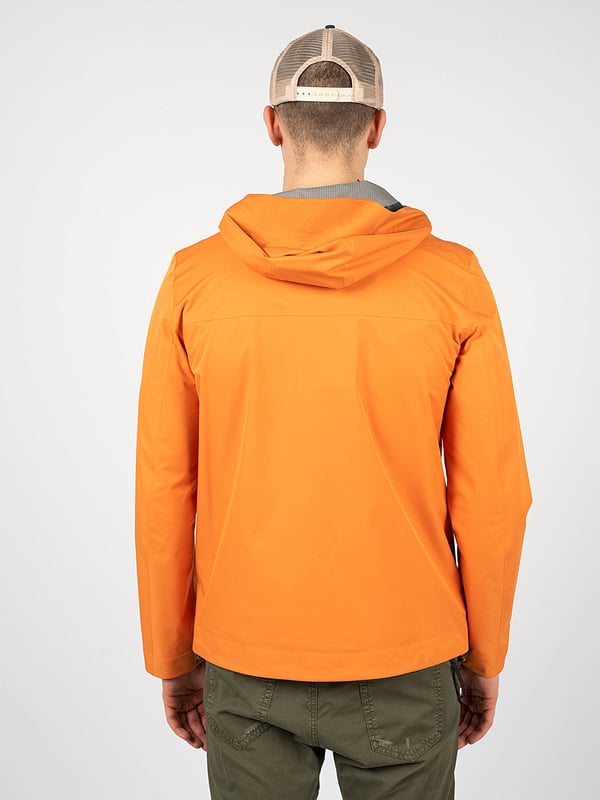 Einfacher Stil
Versiegelte Nähte
Mit Kapuze
Mit einem Zwei-Wege-Reißverschluss versehen
Vorne zwei Taschen mit Verschluss
Innen eine Tasche
Handgelenke mit Klettverschluss verstellbar
Unten mit Kordelzug verstellbar
Das spezielle Geox-System sorgt für die Thermoregulation des Gewebes, Wasserfestigkeit und Windbeständigkeit
Hergestellt aus technischem und atmungsaktivem Gewebe
