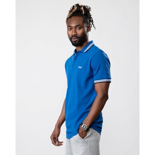 A signature polo shirt by BOSS Menswear, cut to a regular fit. Featuring contrast tipping and a logo at the left chest, this short-sleeved polo shirt is designed in cotton piqué and detailed with further BOSS branding at the undercollar.
Regular fit. Flat-knit collar. Number of buttons: 3. Short sleeves. Flat-knit cuffs. Standard length
100% Cotton
50469055
Model is 5"8 and wears size M