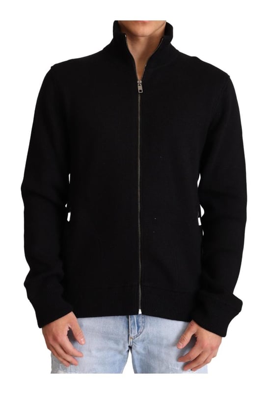 Stunning black cashmere sweater with logo details
  Full zip closure
  Two front pockets with zipper closure
  Made in Italy
  Crafted with 98% cashmere and 2% nylon
  High craftsmanship
Material: 98% Cashmere 2% Nylon
