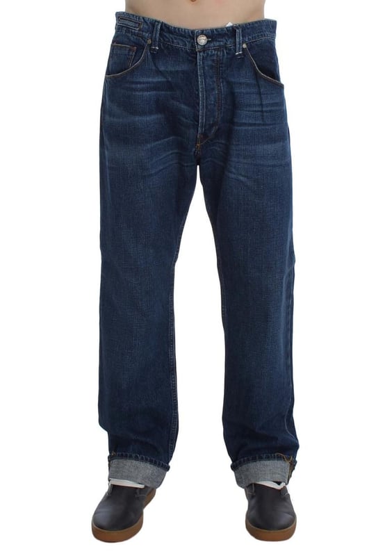 Brand: ACHT
  Style: Baggy loose
  Color: Blue wash
  Closure: Button fly
  Logo details
  Material: 100% Cotton