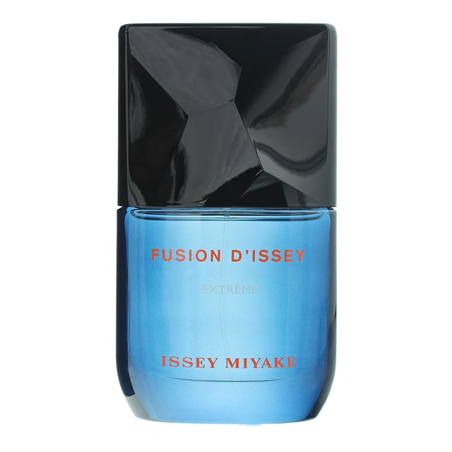 Issey Miyake Fusion D'issey Extreme Eau de Toilette was launched in 2021 as a Aromatic Fougere fragrance for men. The top notes of this scent contain Cardamon and Bergamot that then transforms into the notes of Coconut, Mint, Lavender, Mineral Notes and Solar Notes. The fragranced then finishes with the base notes of Sandalwood and Patchouli.