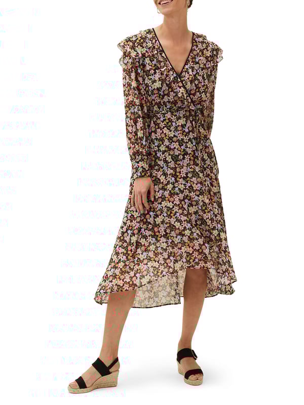 Elevate your wardrobe with the Sadie Floral Chiffon Midi Dress. It's light airy feel, elegant frill V neckline and delicate floral pattern make it the perfect choice for any occasion.