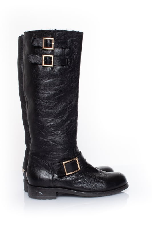 Grained leather biker boots VINTAGE, RRP AS NEW
Jimmy Choo, Grained leather biker boots. The item is in good condition.