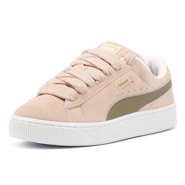 Sneakers featuring a premium suede upper for a sleek and stylish look. Debossed and foil-printed PUMA branding on the quarter panel adds a touch of sophistication. Finished with a durable rubber sole for reliable traction and comfort.