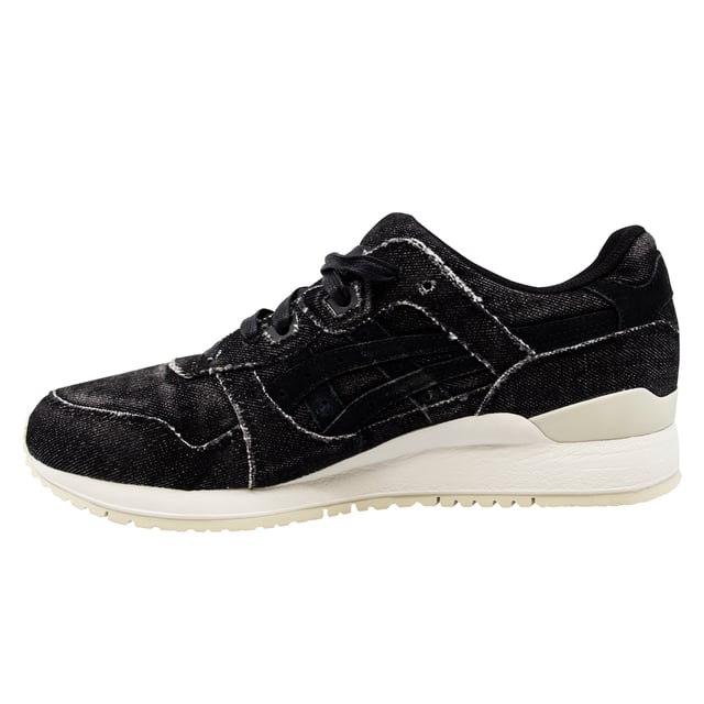 Bold, elegante y sin esfuerzo atemporal, nuestra serie Gel-Lyte® ha establecido el estándar cuando se trata de la combinación perfecta de estilo y comodidad. Tejido con el espíritu de la herencia japonesa, el paquete de mezclilla japonés proporciona al modelo Gel-Lyte® III una textura premium en el mezclilla de trama negra japonesa. El diseño innovador no estaría completo sin la lengua dividida y nuestra famosa amortiguación de tecnología Gel®; Un material similar a la silicona absorbe efectivamente el choque y protege los pies de los ataques de alto impacto.
Material exterior: cuero
Material interno: Manmade
Sole: goma
Cierre: Lace-Up
Tipo de talón: plano
Ancho del zapato: medio