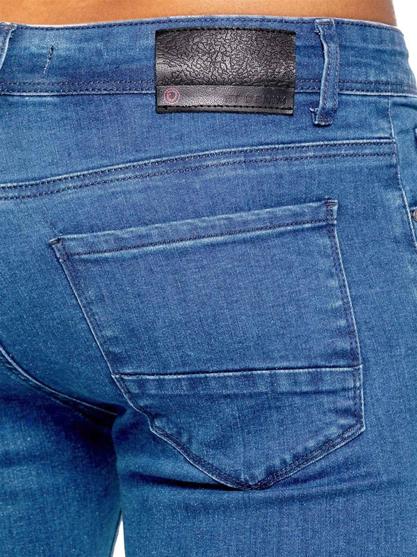Descubre el máximo confort y estilo con los jeans de pierna recta de ETO, que cuentan con una conveniente bragueta con cremallera, un diseño funcional de 5 bolsillos y botones y remaches de marca distintiva. Prepárate para enfrentar el día con facilidad y confianza con estos jeans cómodos sin esfuerzo.