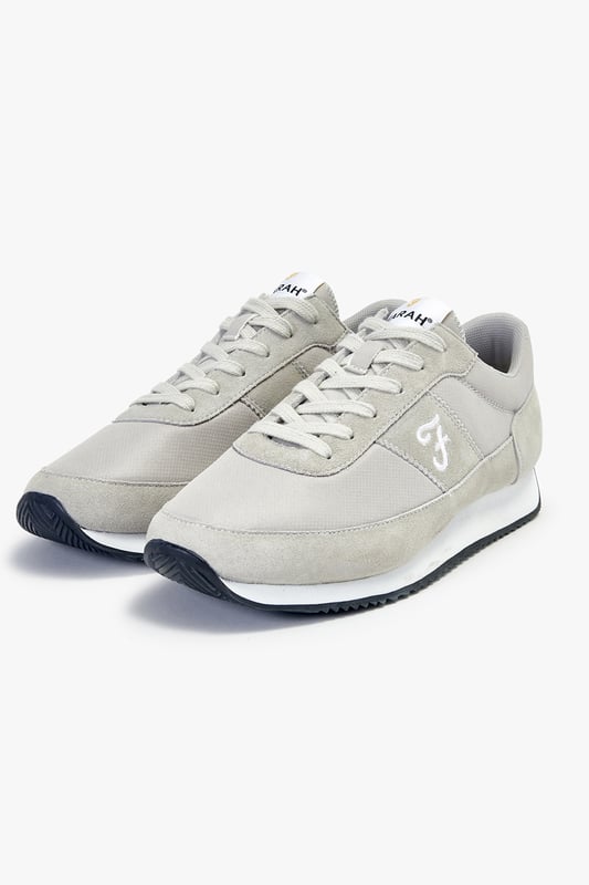 Farah Light Grey 'Leon' Casual Lace Up Trainers Level up your look this season with these runner style trainers from Farah. These shoes feature a canvas upper with faux suede panels, a Farah logo tongue detail, contrast rubber sole and an embroidered Farah logo on the side of the shoe. In a sleek, sporty silhouette, these trainers are the perfect addition to your new season wardrobe. Available in other colours.