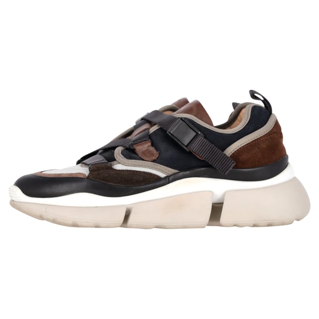 VINTAGE, RRP AS NEW
Step into a world of vibrant style with the Chloé Sonnie Low-Top Sneakers in Multicolor Leather. Featuring a striking blend of colors and textures, these sneakers make a bold statement while maintaining an elegant silhouette. Crafted from premium leather, they offer both comfort and sophistication, perfect for adding a touch of playful luxury to any outfit.

Chloé Sonnie Low-Top Sneakers in Multicolor Leather

Condition: Very good
Signs of wear: No Mark at insole.,  Very light mark at soles.
Packaging: None
Color: Brown 
Material: Leather 
Size: EU37/US7/UK4
Measurements: Heel height: 40; Insole length: 280
SKU: TONPUGBSH375883W