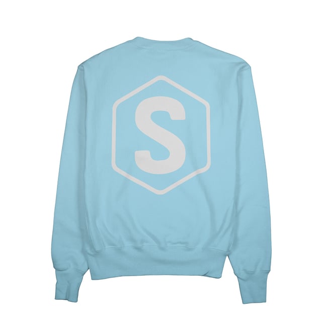 Een nieuwe basic van Superb in meer zomerse kleuren, met een andere touch. Oversized en gemakkelijk te dragen, dit wordt het sweatshirt van het seizoen.

 Samenstelling:
 65% Polyester
 35% Katoen
 Gewicht 290
 Samenstelling: 65% Polyester
 35% Katoen
 Onderhoud:
Wassen op maximum temperatuur 30º.
 Strijken op lage temperatuur.
 Je kunt een droger gebruiken.
 Geen bleekmiddel gebruiken.