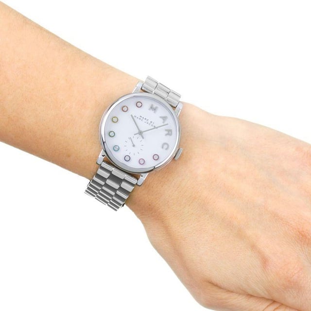 Specification Details Brand Marc by Marc Jacobs Model MBM3420 Barcode Number 2724465399711 Gender Women's Case Diameter 37 mm Case Material Stainless Steel Case Colour Gray Dial Colour Silver Band Material Stainless Steel Band Colour Grey Movement Quartz (Battery) Chronograph N/A Water Resistance N/A