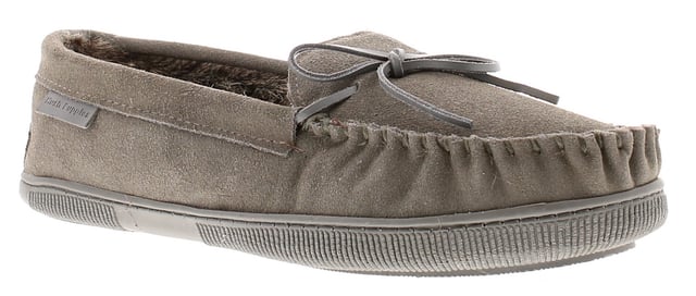 Hush Puppies Ace MEMORY FOAM Mens Traditional men's slipper from Hush Puppies, the Ace - with cosy faux fur lining and sock. The indoor/outdoor sole is soft and flexible to wear whilst being hardwearing. Memory foam comfort sock makes this a must have for around the home. Gift boxed
Real Suede Upper
Super Warm Lining
Memory Foam Comfort Insole.
Indoor and Outdoor Flexible and Hardwearing Unit