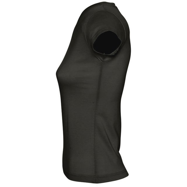Taillierter Schnitt mit Seitennähten. Geklebter Nacken. Gerippter V-Ausschnitt. Doppelter Nadelverschluss an Ärmeln und Saum. Stoffgewicht: 150 g/m². Material: 100% ringgesponnene, halbgekämmte Baumwolle. Damen-Größen: S(8/10), M(10/12), L(12/14), XL(14/16), XXL(16/18).
