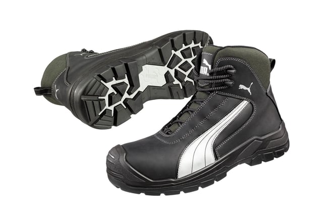 The PUMA Cascades Mid S3 Safety Work Boots offer the ideal blend of protection and all-day comfort for demanding work environments. Equipped with a durable CompositeCap and flexible FAP midsole, these boots provide top-tier protection without sacrificing flexibility. The greased full-leather upper combined with non-metallic CORDURA ensures rugged durability, while the BreathActive functional lining keeps your feet cool and dry. Featuring an evercushion footbed for superior comfort, the rubber sole with SCRUFF CAPS offers 300C heat resistance and an EVER.FLEX decoupling point for optimised movement. Designed for professionals who need safety, durability, and comfort in every step.
-Greased full-leather upper with non-metallic CORDURA for durability
-BreathActive lining keeps feet cool and dry
-Evercushion footbed for comfort
-Rubber sole with SCRUFF CAPS and 300C heat resistance
-CompositeCap and FAP midsole for protection and flexibility