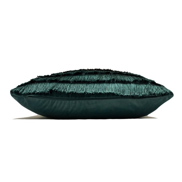 Take yourself back to the Roaring Twenties with these soft and stylish boudoir cushions. The tiered fringed front will embody Gatsby-style decadence – whilst the reverse is plain yet wonderfully soft faux velvet to create a characteristic and on trend look in your home. Fringed Cushions can help transform the look of a room by adding colour, movement and texture.