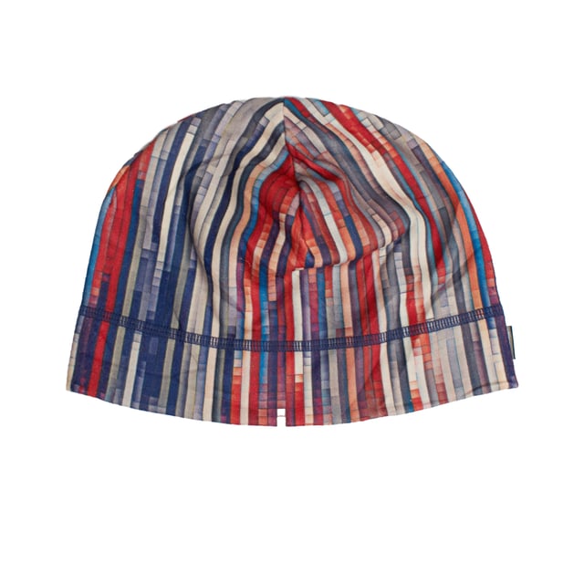 Gorro Buff de tejido polar, ideal para climas fríos y actividades al aire libre.

Características principales:

- Confeccionado en tejido polar suave.
- Compatible con casco, ideal para deportes de invierno como esquí, snowboard o senderismo.
- Tecnología de absorción de humedad.
- Talla única.
- Adaptado para adultos y adolescentes.
- Ajuste ergonómico y versátil, perfecto para usar bajo el casco o como accesorio independiente.
- Unisex.
- Costuras vistas a tono.
- Tejido ligero y transpirable.
- Logotipo Buff.

Un accesorio práctico y funcional, pensado para quienes buscan confort y versatilidad en sus aventuras al aire libre.
 Medidas: 26 X 21 cm
 Composición: 100% Poliéster
 Cuidados:
- Lavado de color a 40ºC.
- No usar secadora.
- No planchar.