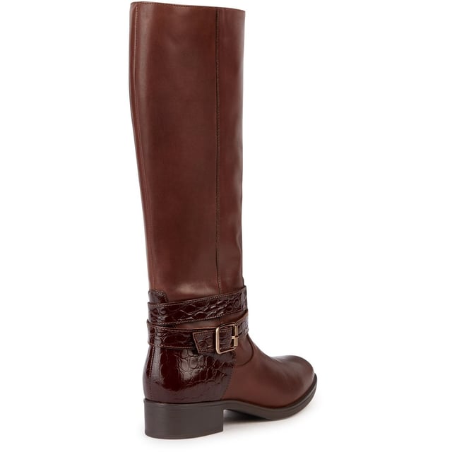 Felicity is a breathable boot for women that  puts a new spin on a classic aesthetic. With a plain-leather upper lifted with attractive detailing and a crocodile-effect printed belt, it will guarantee a mettlesome look that draws all eyes.