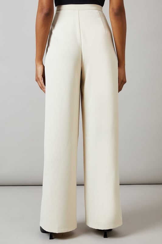RELAXED WIDE LEG FLAT FRONT TROUSER