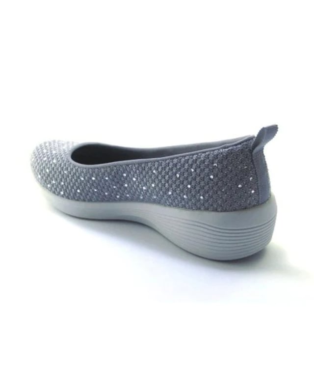 Skechers arya shop