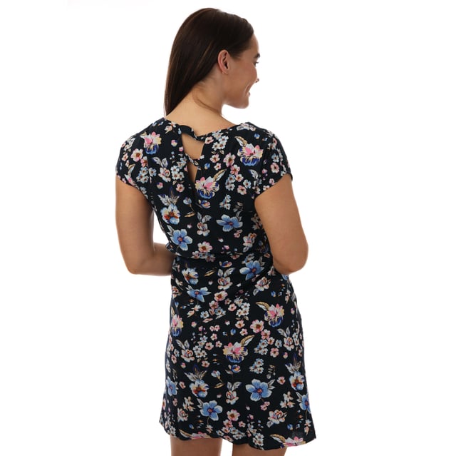 Womens Only Nova Life Connie Bali Dress in navy.- Round neck.- Short sleeves.- Tie waist.- Side pockets.- Loose fit.- 100% Viscose.- Ref: 15222209A