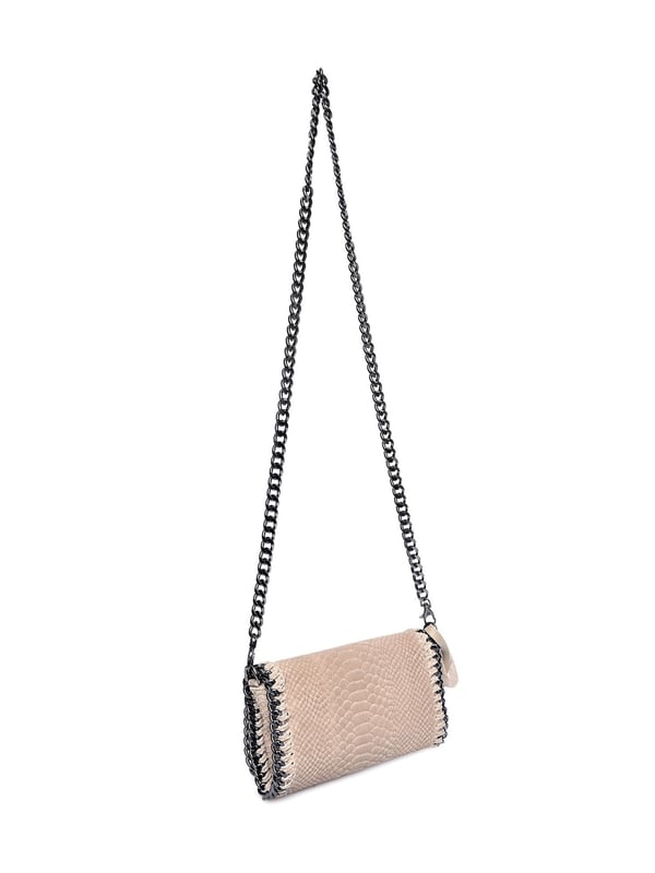 Clutch  
100% cuero de vaca  
Cierre de solapa con imán  
Cierre interior con cremallera  
Cadena de hombro desmontable: 120 cm  
Dimensiones (S): 15x22x6 cm