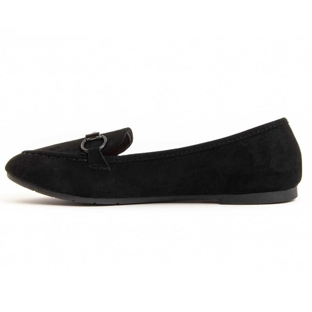 Casual ballerina voor dames. Comfortabele pasvorm. Gemaakt van veganistische materialen. Gemaakt door andere merken voor ons merk.