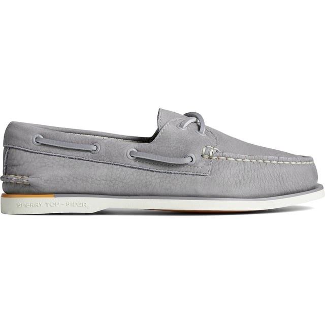 Life should be luxurious. So, should your shoes. Our Gold Cup Authentic Original 2-Eye Nubuck Boat Shoe is made from soft, premium materials like nubuck and lambskin and will elevate any outfit to gold status.