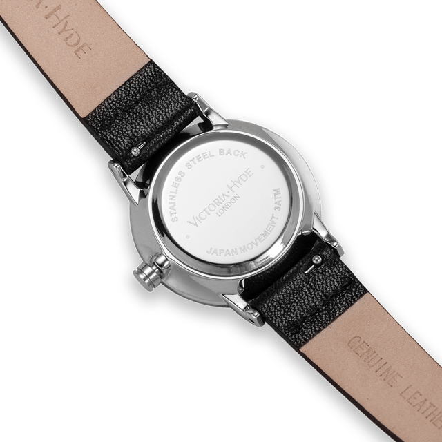 Quality Japanese imported quartz movement; dial: mineral glass.
Genuine leather strap, easy to replace, easy to disassemble without tools.
3 bar/3 ATM waterproof for everyday life, not suitable for swimming, diving, shower etc. Not with hot water.
Watch case diameter: 28.2 mm. Watch case thickness: 7.82 mm. Length of armband: approx. 19.5 cm; width of the armband: 12 mm.
The fashion women's watch can serve as a nice gift for your friend, family or friend and so on, or you could wear it yourself.