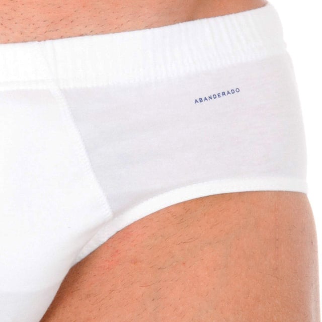 Men's open slip.
 Elastic rubber waistband.
 Detail of the brand name on the side.
 Breathable fabric.
 Adaptable cotton.
 Anatomical front with side opening, with the ability to hold without squeezing.
 Composition: 100% cotton
 Care:
Hand wash at max temperature. 40º.
 Do not use bleach.
 It does not allow the use of a dryer.
 Iron at max temperature. 130º.
 Do not dry clean.