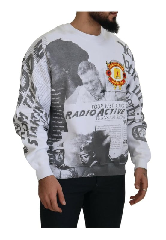 100% authentic MSGM crewneck pullover sweater
  Brand new with tags
  Classic white color
  Made from 100% cotton
  Logo details
  Perfect for men
Material: 100% Cotton