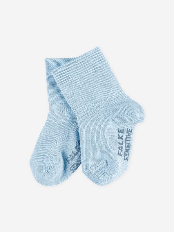 FALKE project excellent detail and immaculate engineering into their beautifully crafted designs. These baby girls sensitive socks are made in environmentally friendly material via sustainable cotton and functional yarns to ensure an unparalleled fit. ‚ Brand Detail‚ Soft Cuffs‚ 92% Cotton, 4% Polyamide(RECYCLED), 3% Polyamide, 1% Elastane