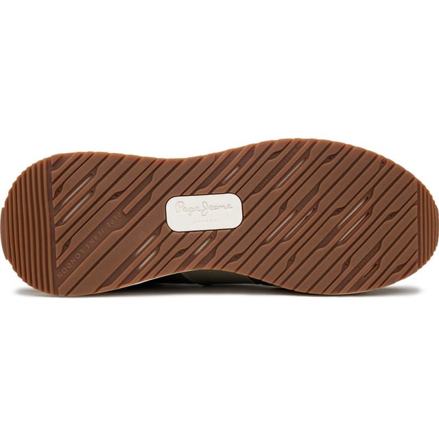 Make A Bold Streetwear Statement In These Pepe Jeans London Buster Kicks. These Stylish Trainers Are Ready To Fuse Sporty Running Inspiration With Laidback Swagger And Retro-inspired Vibes. Premium Suede Uppers Feature The Iconic Pepe Jeans Tape Down The Sides, While A Stabilised Heel And Extra Cushioning Ensure All-day Comfort. With A Lightweight Eva Midsole And Rugged Gum Rubber Outsole, The Buster Trainers Will Have You Walking Tall In Heritage Urban Fashion.