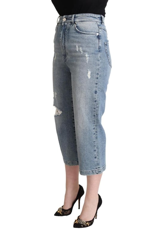 Model: Capri jeans
  Fit: Regular
  Color: Blue
  Zipper and button closure
  Logo details
  Made in Italy
  Material: 98% Cotton 2% Elastane