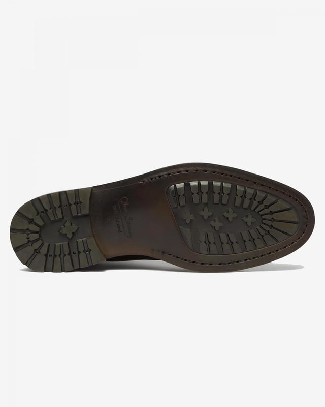 Chaves is a beautifully casual derby boot, perfect for weekend walks. Hand crafted in dip dyed leather for a unique finish and a rich depth of colour, it's then finished with a cleated rubber sole for added grip and durability.

Dip dyed leather upper
Calf leather lining
Leather sole with rubber inlay
Cotton heel pull tab
Hand-burnished toecap

 