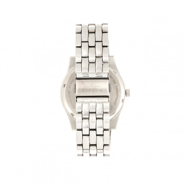 Brushed Alloy Case; Japanese Quartz Movement; Non-Glare Scratch-Resistant Mineral Crystal; Logo-Engraved Stainless Steel Caseback; Alloy Bracelet ; Logo-Engraved Fold-Over Push-Button Deployment Clasp; Luminous Hands; Date Display; 42mm Case Diameter; 5ATM Water Resistance;.