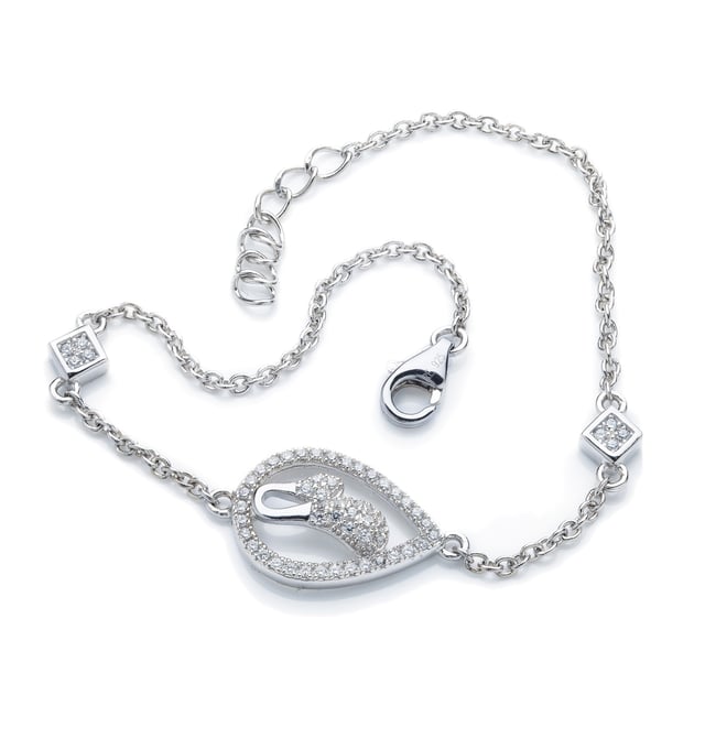 This dazzling Bracelet for Women from Orphelia  is the perfect gift to spoil yourself or a loved one. The Bracelet is made out of 925 Sterling Silver, colored Silver at Length: 19 cm weighing in at 2.6 grams with a Width of 1.2 cm at its widest point. The Orphelia Women's 925 Sterling Silver Bracelet - Silver ZA-1000 is delivered in a stunning gift box and carries a two year warranty.