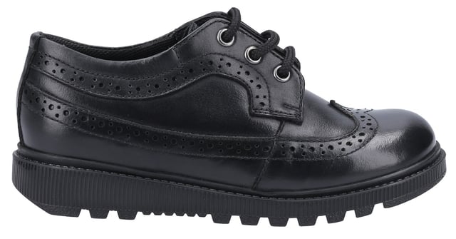Felicity Senior School Shoe Felicity is a single fit smooth leather girls oxford with beautiful brogue detailing. Triple eyelet lace up design for a customised fit and a lightweight midsole with a memory foam footbed providing all day long comfort.Leather Upper.
Memory Foam Insole.
Micro-Fresh Lining.