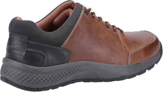 Rollright is a men's stylish yet versatile lace up casual shoe with leather uppers, memory foam for comfort and flat TPR sole.Memory Foam. 
Lightweight Sole Unit. 
Smooth Leather Upper.