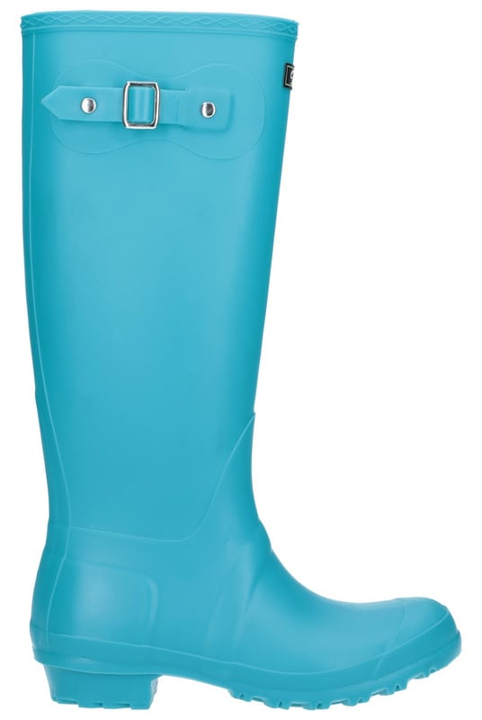 These classic style wellies are a must for the wet weather, featuring a side buckle strap these wellies are perfect for keeping your feet dry when the weather is looking cloudyCotswold Sandringham Buckle-Up Wellington. 
Side buckle straps. 
Classic style wellington. 
Fully Waterproof. 
Calf circumference of 360mm.