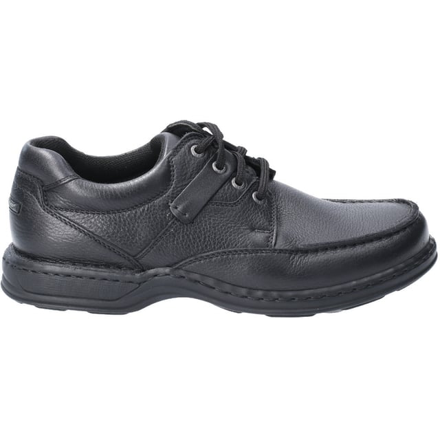 Heren casual veterschoen Randal II van Hush Puppies; perfect voor ontspannen dagelijks gebruik met comfortabele casual leren bovenkant, gewatteerde kraag, ademende voering, inlegzool met body gel technologie en slijtvaste zool voor superieur comfort de hele dag.