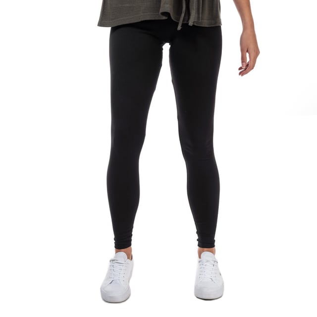Womens Brave Soul Plain Leggings in black.<BR><BR>Soft and stretchy basic leggings.<BR>- Elasticated stretch waist.<BR>- Full length.<BR>- Slim fit.<BR>- Inside leg length measures 30.5“ approximately.  <BR>- 96% Polyester  4% Elastane.  Machine washable.<BR>- Ref: LTRJ-589SOUTH<BR><BR>Measurements are intended for guidance only.