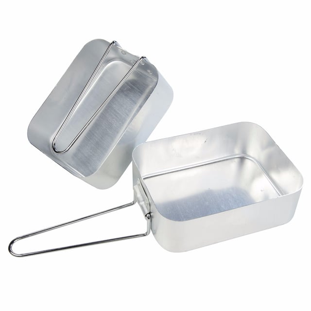 100% Aluminium. Set includes 1.3L and 1.1L mess tins. One fits inside the other for easy storage. Folding handles for eating and storage. Lightweight & durable Aluminium build.
